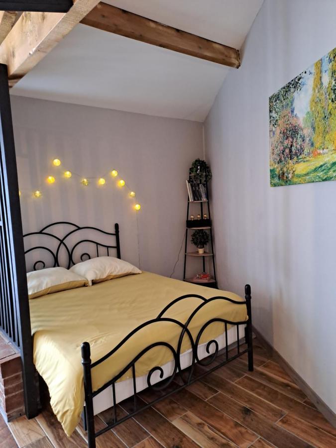 Rosny-sur-Seine L'Annexe- Guest House Avec Piscine Studio Avec Coin Chambre מראה חיצוני תמונה